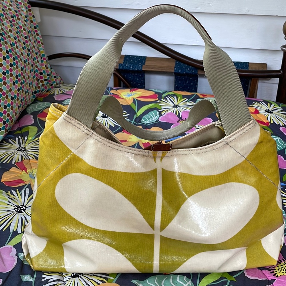 Oral Kiely flower stem purse